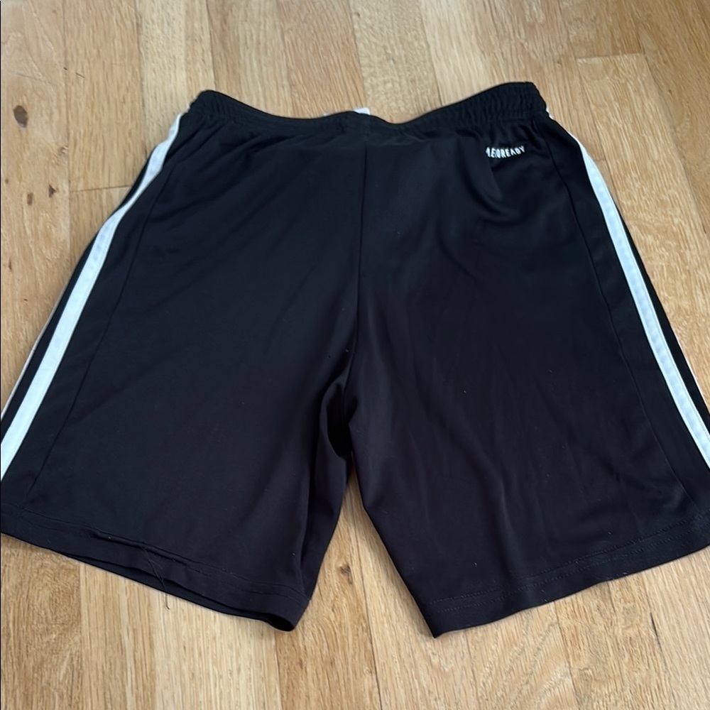 Adidas Boys Black Shorts Size M - Picture 3 of 4